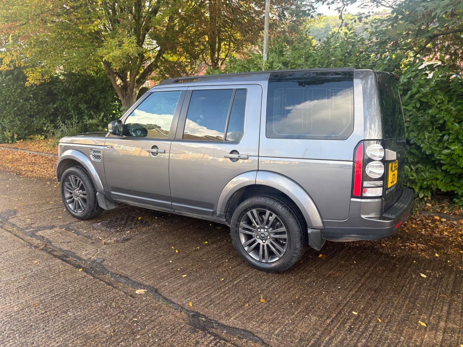 [ berth ]Land Rover Discovery 4