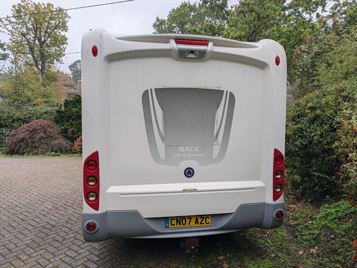 [4 berth ]Ace Airstream 680FB | Front & Rear Lounge