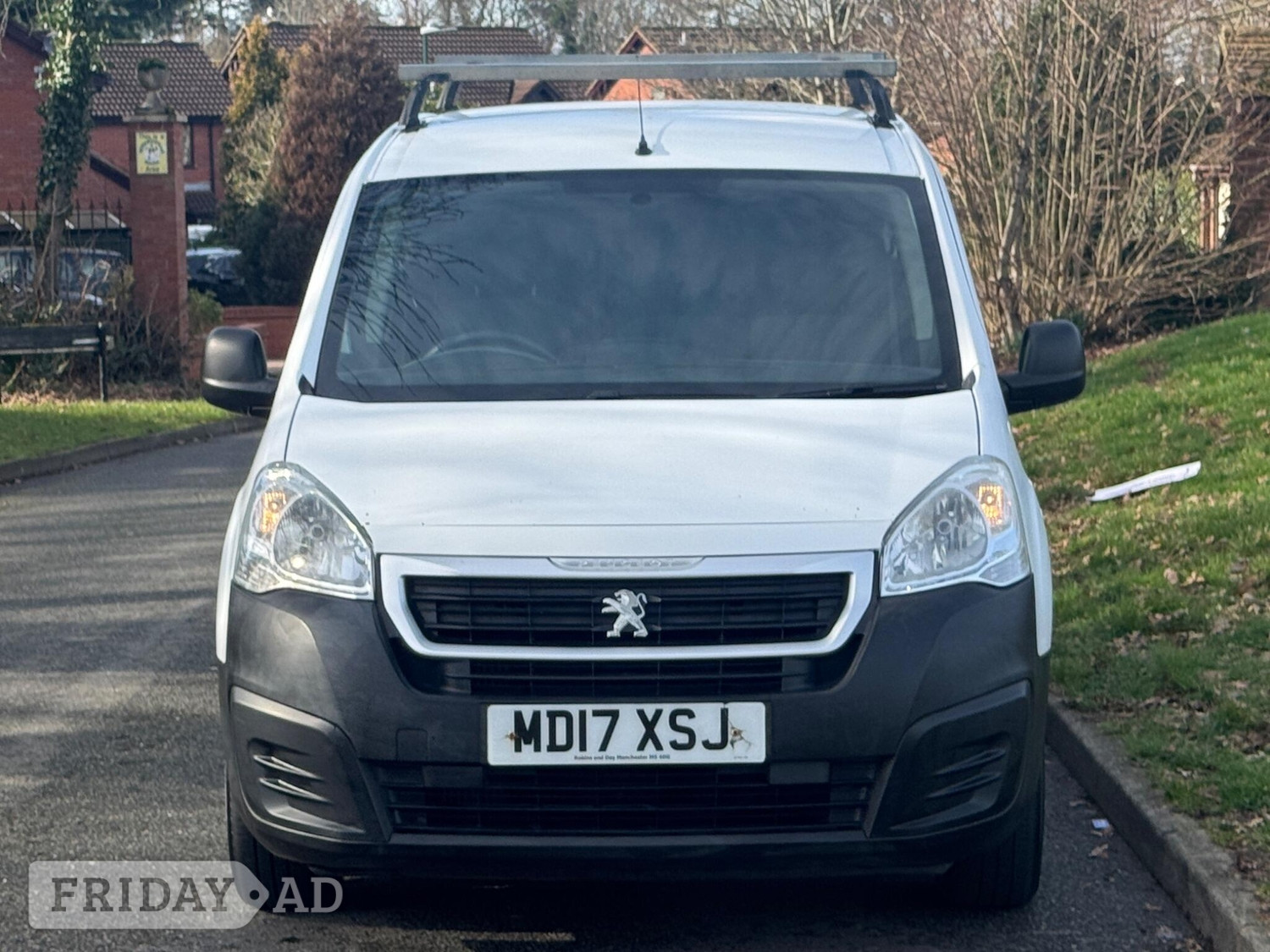 [ berth ]Peugeot Partner