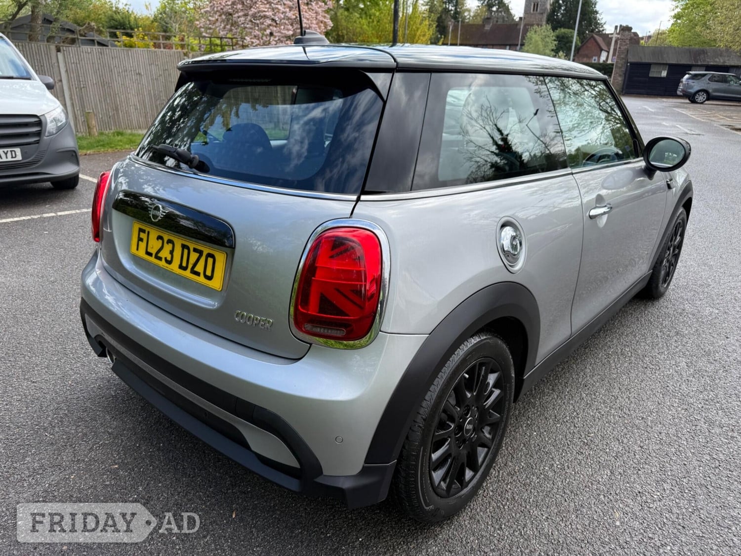 Mini Hatch 2023 - Cars in Hillingdon