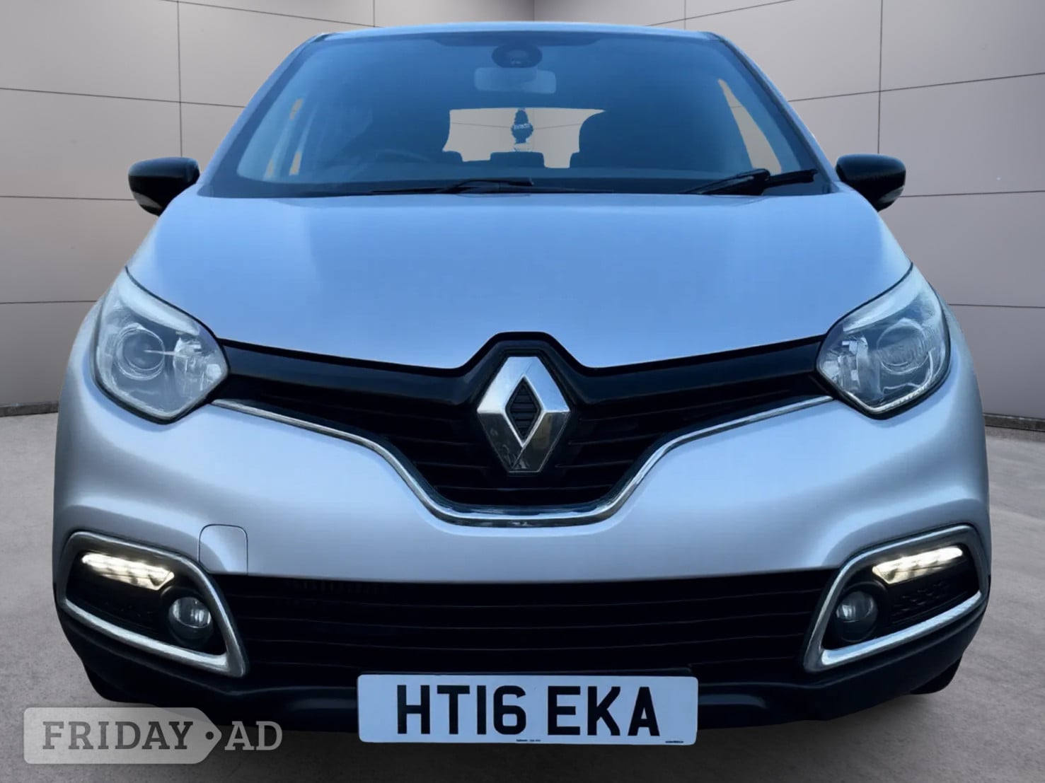 Renault Captur 2016 - Cars in Broxburn