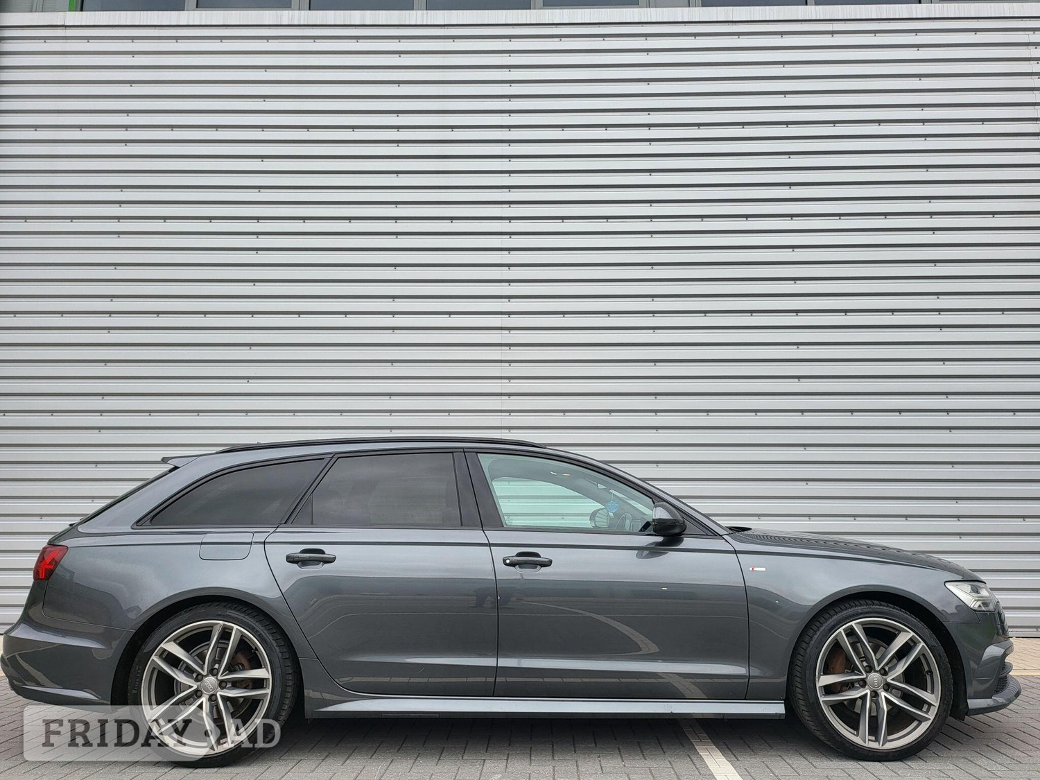 [ berth ]Audi A6 Avant