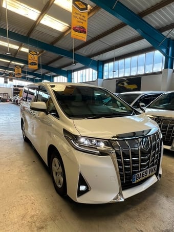 Toyota Alphard 2019