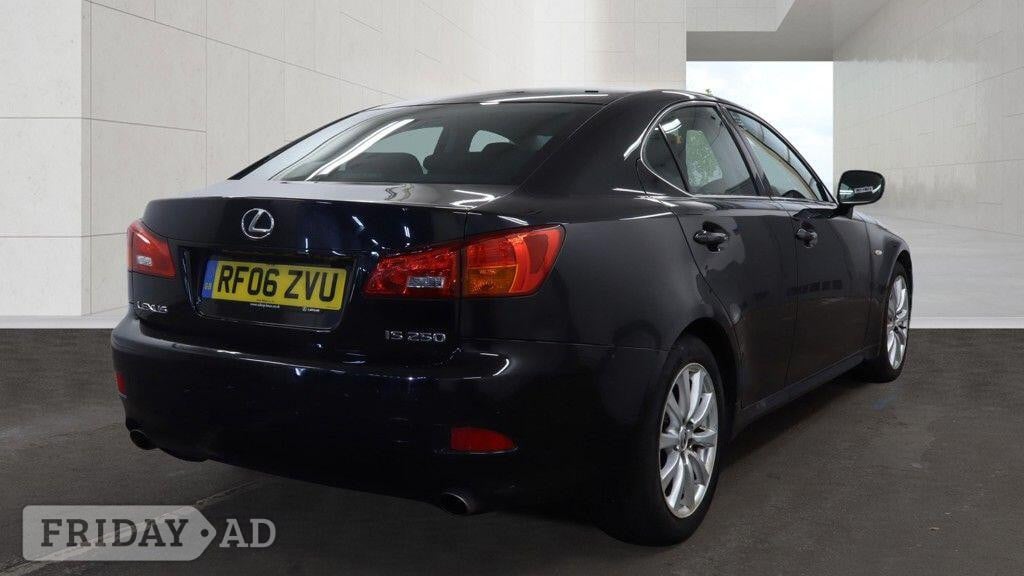 Lexus IS 2006 - Cars in Uxbridge