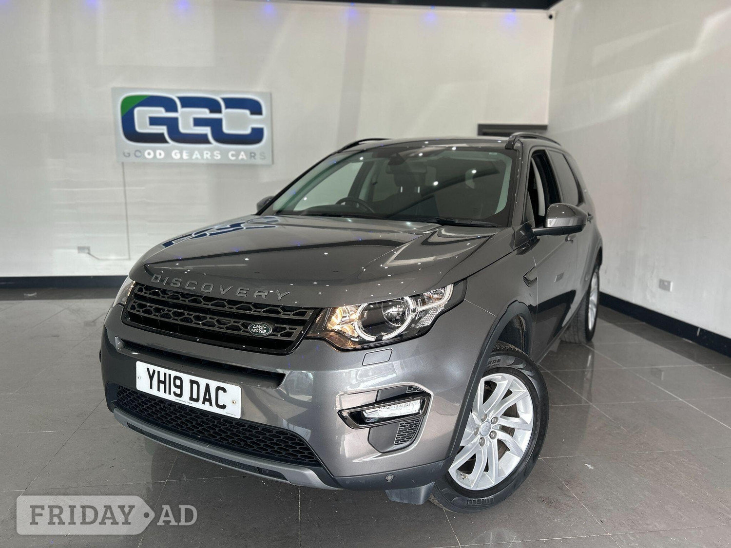 Land Rover Discovery Sport 2019 - Cars in Stockport