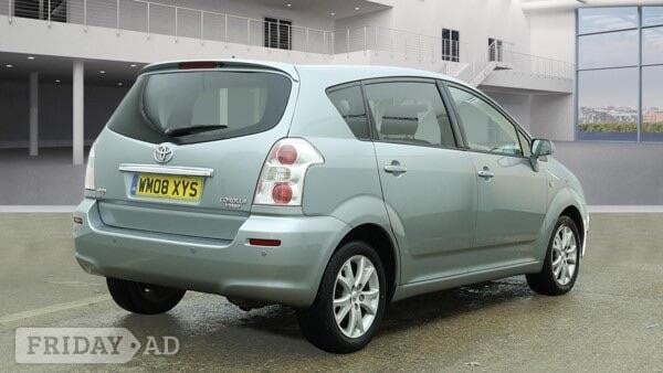 Toyota Corolla Verso 2008 - Cars in Uxbridge