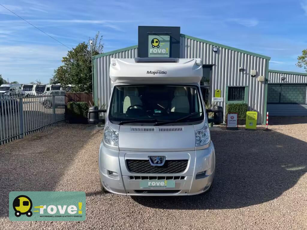[4 berth ]Elddis Majestic 155 Manual 2014