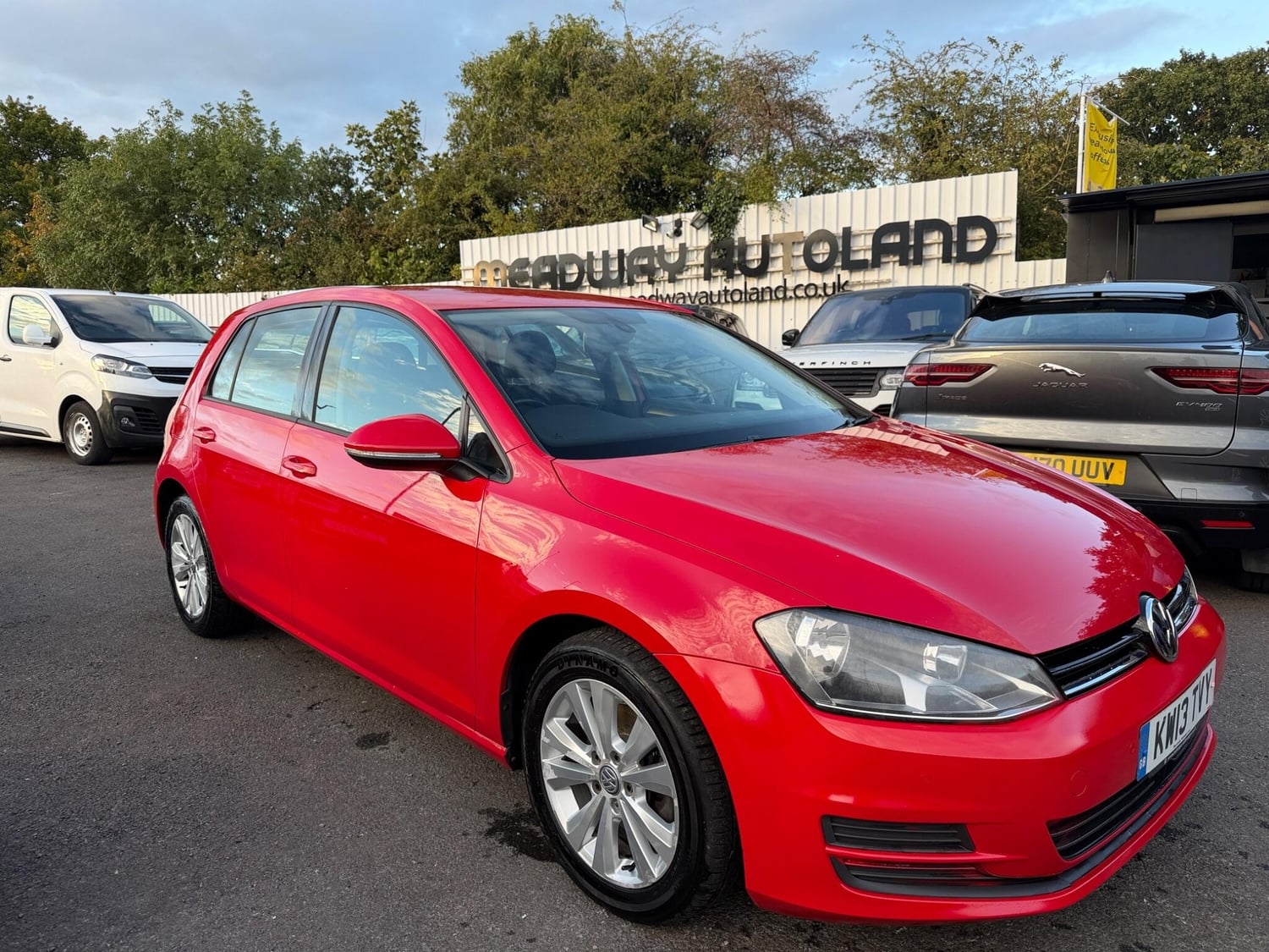 Volkswagen Golf 2013 - Cars