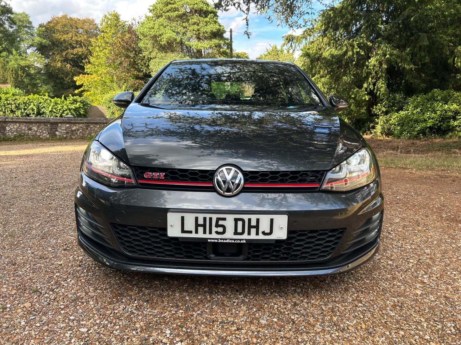 Volkswagen Golf 2015 - Cars