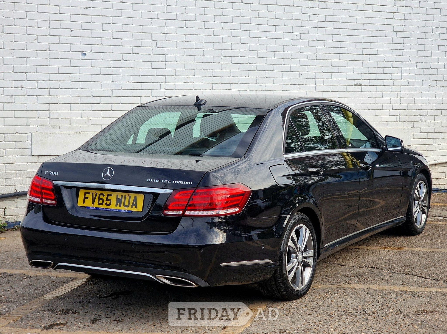 Mercedes-Benz E Class 2015 - Cars