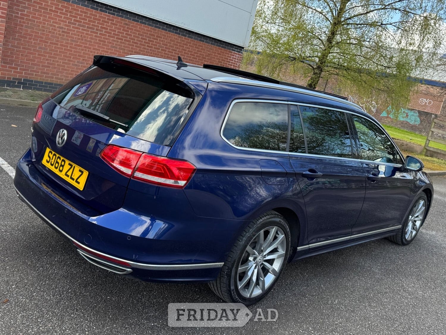 Volkswagen Passat 2019 - Cars