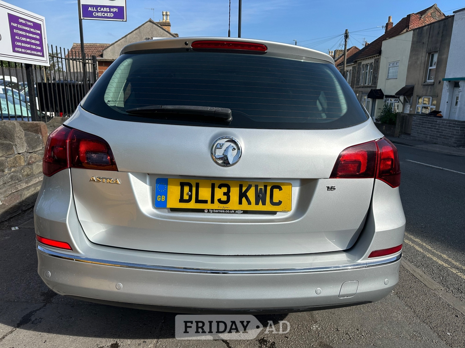 [ berth ]Vauxhall Astra