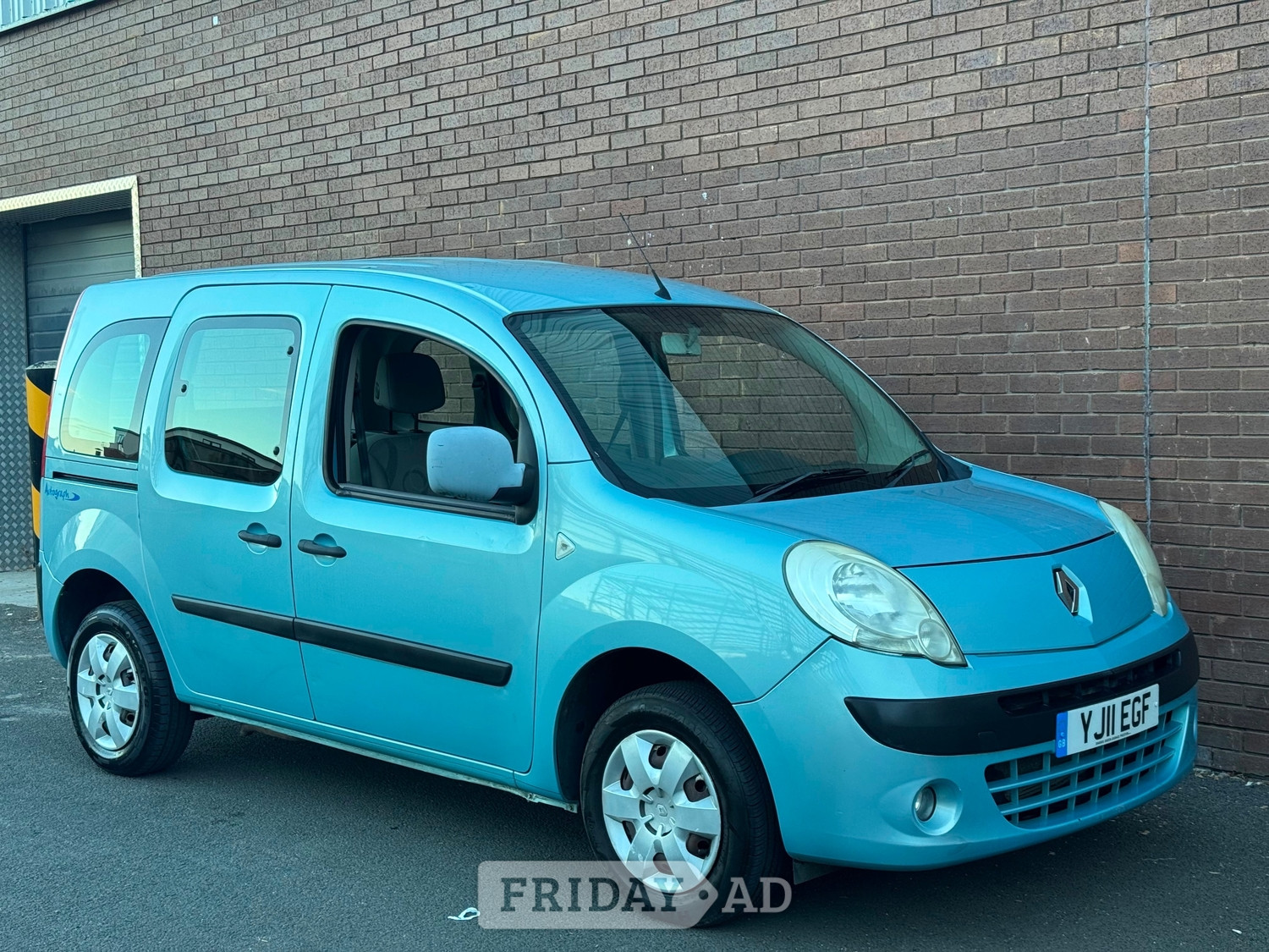 [ berth ]Renault Kangoo