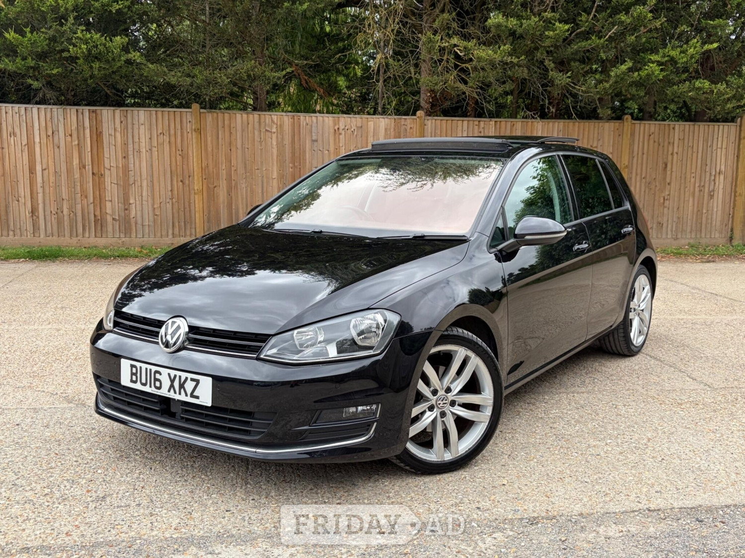 Volkswagen Golf 2016 - Cars