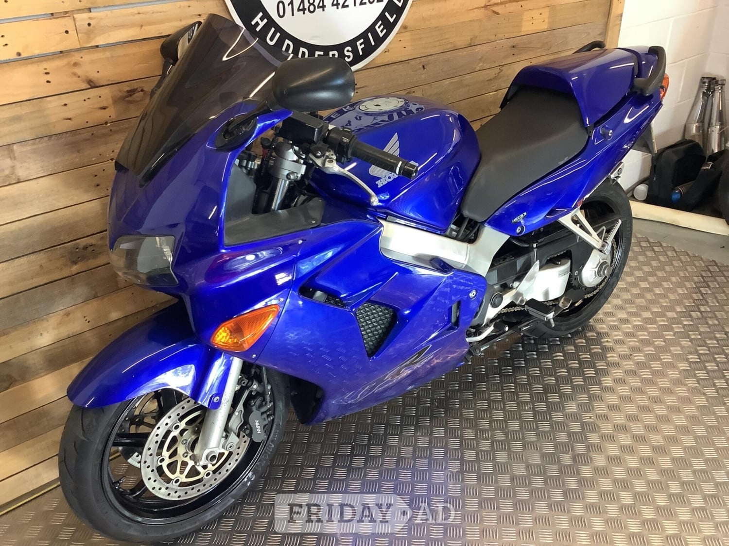 [ berth ]Honda VFR