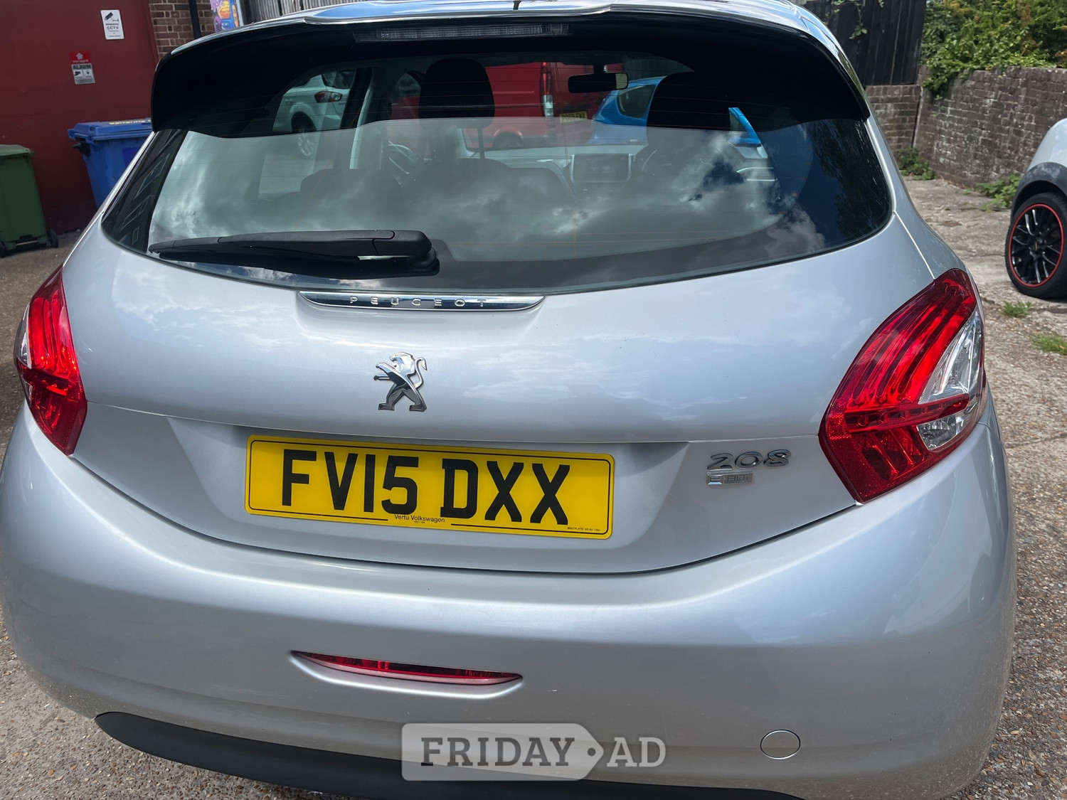 Peugeot 208 2015 - Cars in Bexhill-On-Sea
