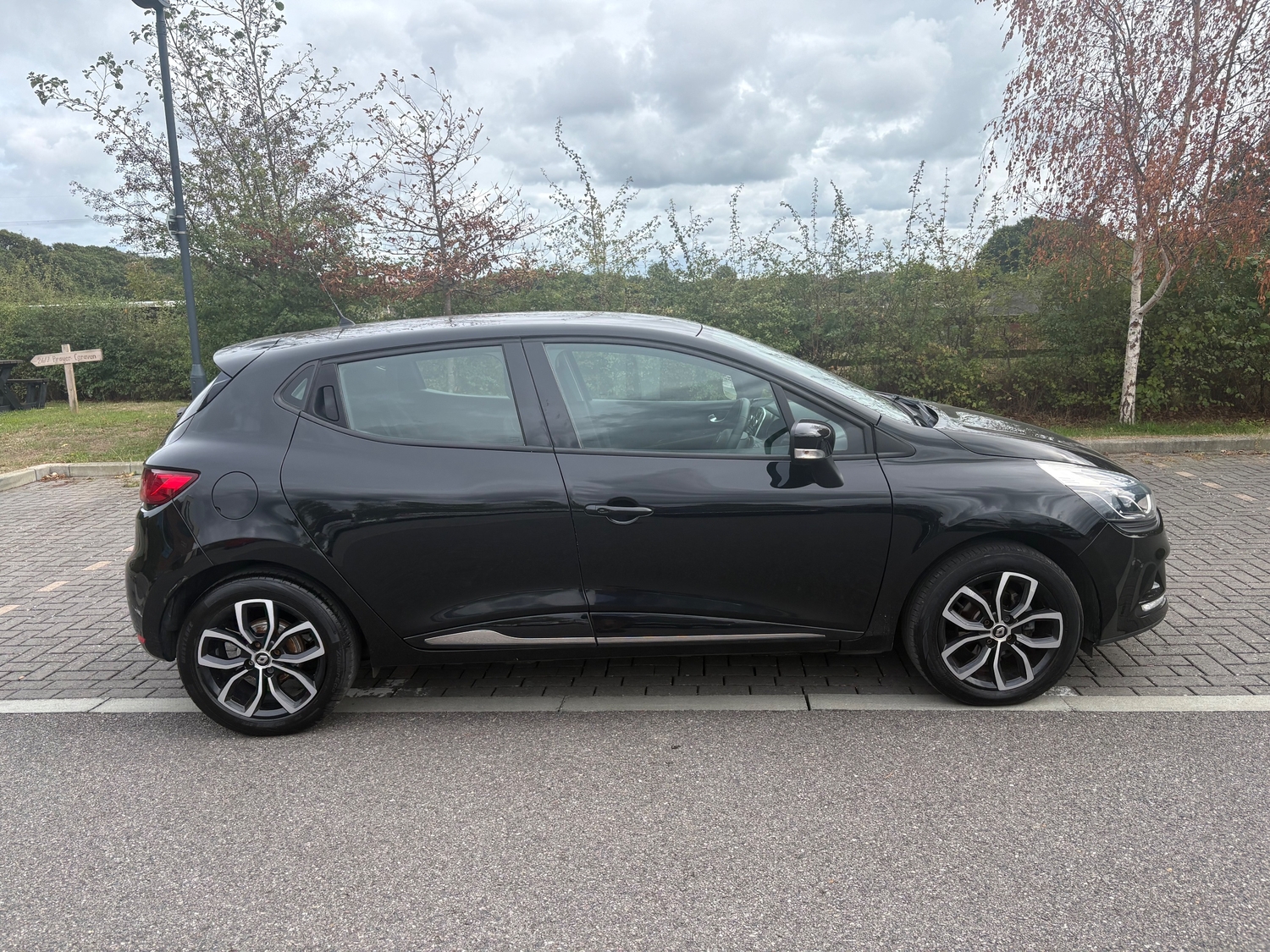 Renault Clio 2019 - Cars in Fareham