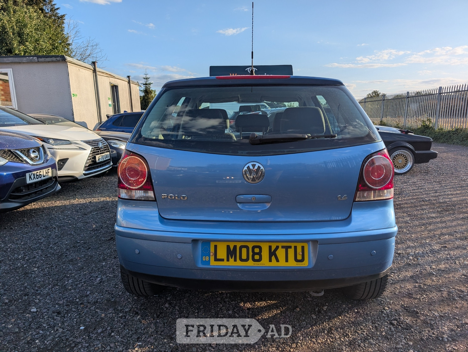 [ berth ]Volkswagen Polo
