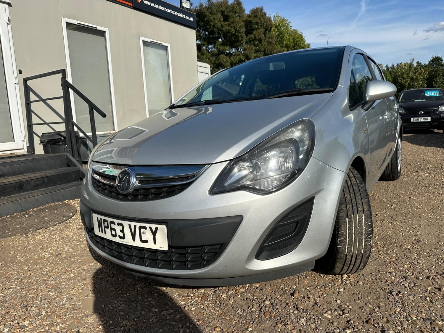 [ berth ]Vauxhall Corsa