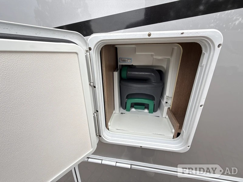 Dethleffs Grand Alpa A 7820 2018 for sale - Motorhomes & Caravans