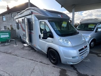 Burstner Ixeo Plus IT724 2012