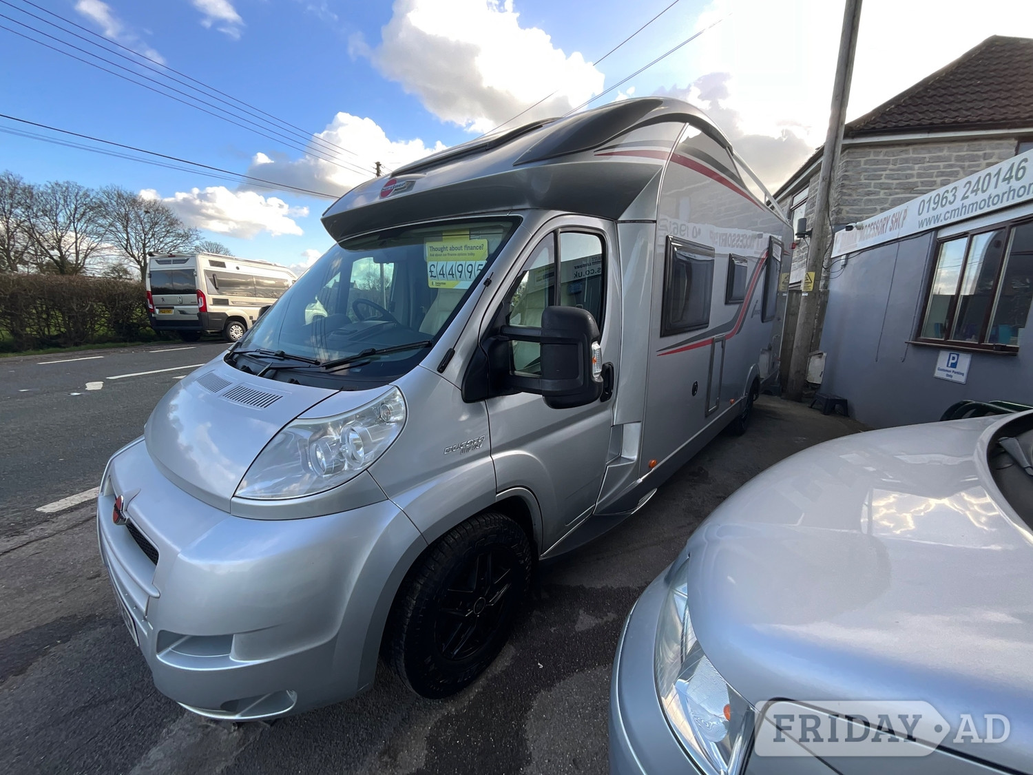 [ berth ]Burstner Ixeo Plus IT724