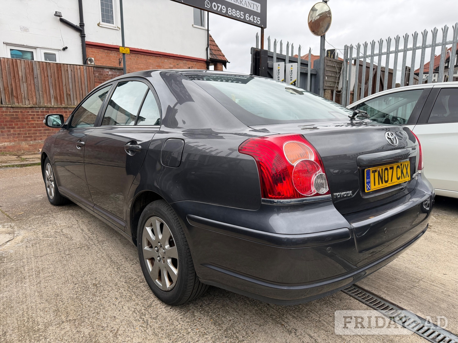 Toyota Avensis Wembley
