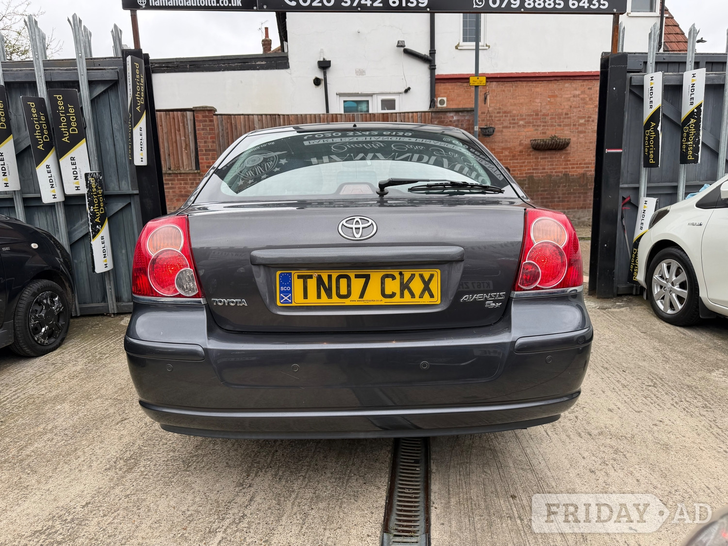 [ berth ]Toyota Avensis
