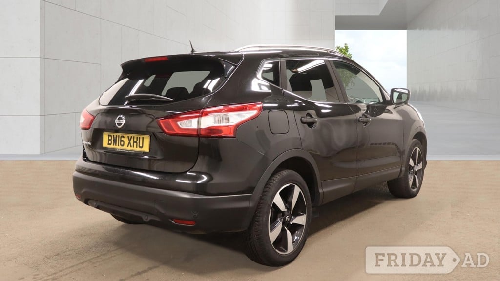 Nissan Qashqai 2016 - Cars in Hounslow