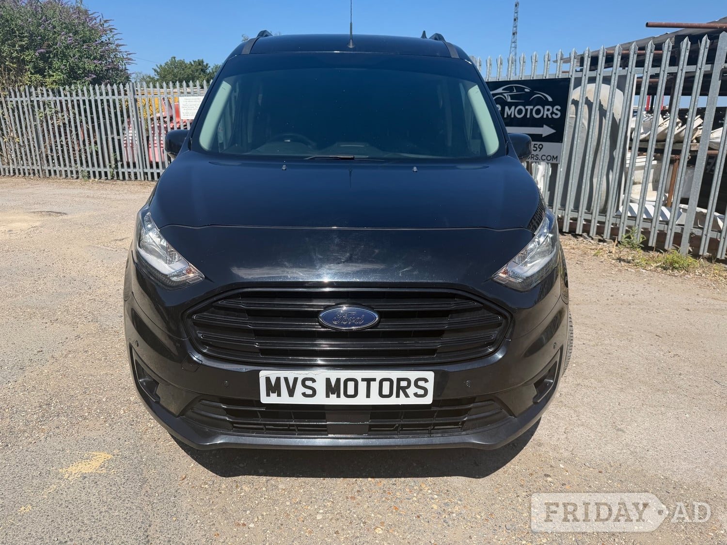 [ berth ]Ford Transit Connect