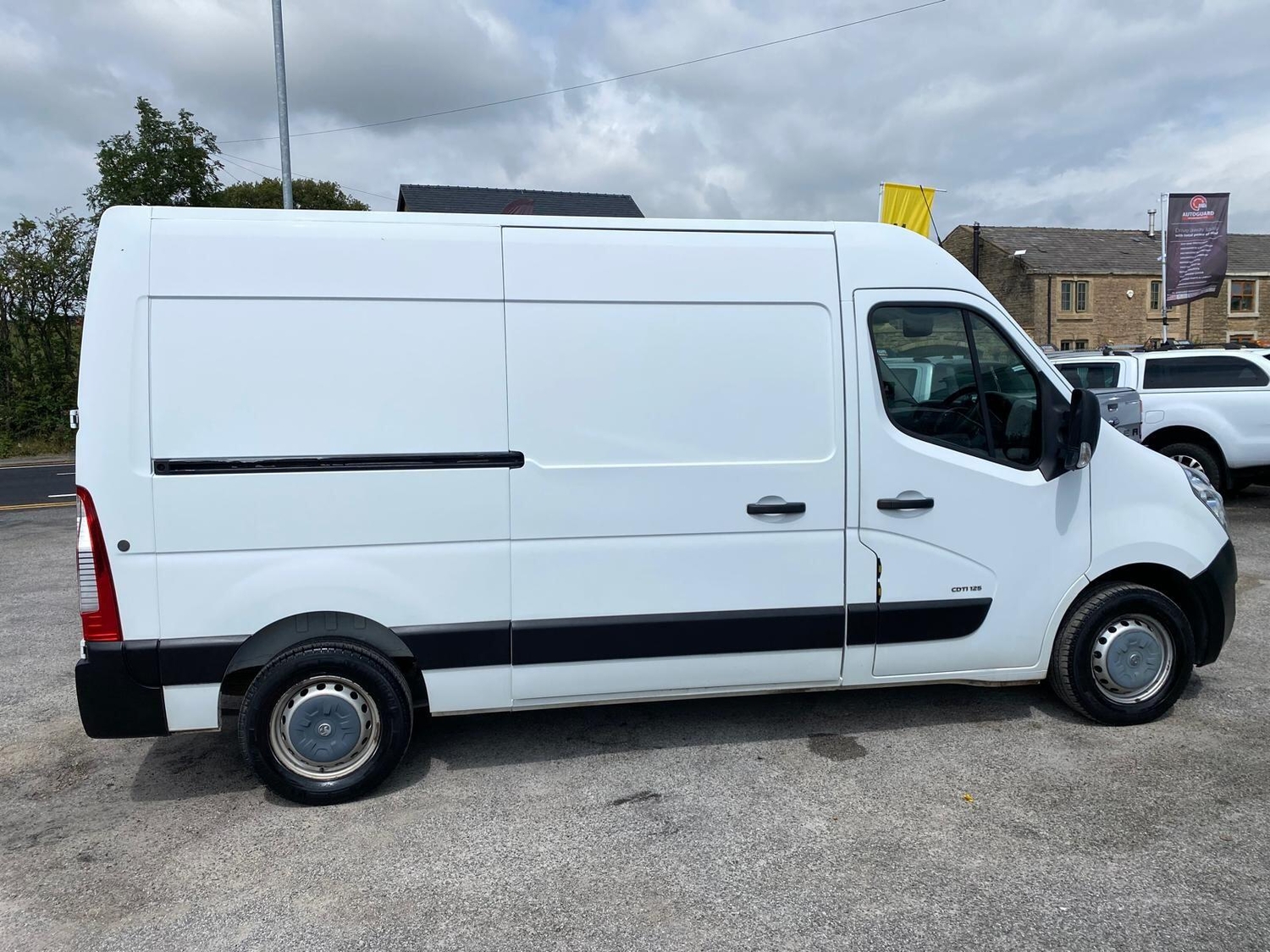 [ berth ]Vauxhall Movano