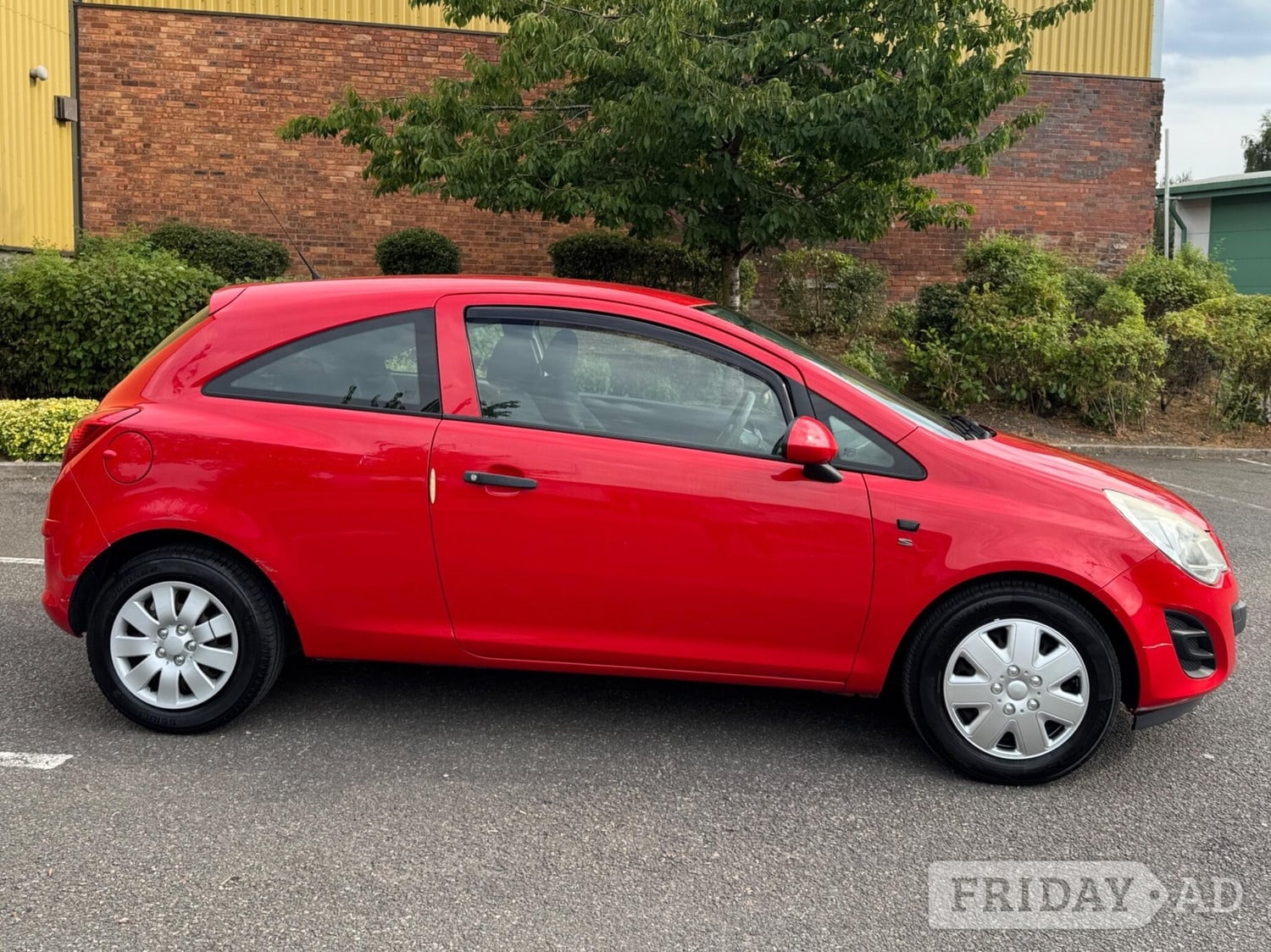 Vauxhall Corsa 2012 - Cars in West Bromwich