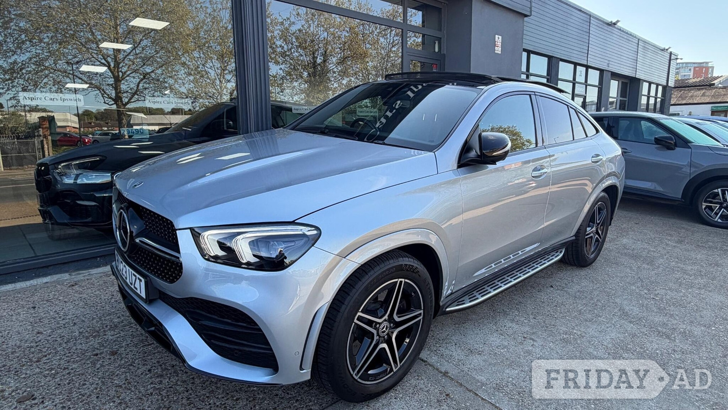 [ berth ]Mercedes-Benz GLE