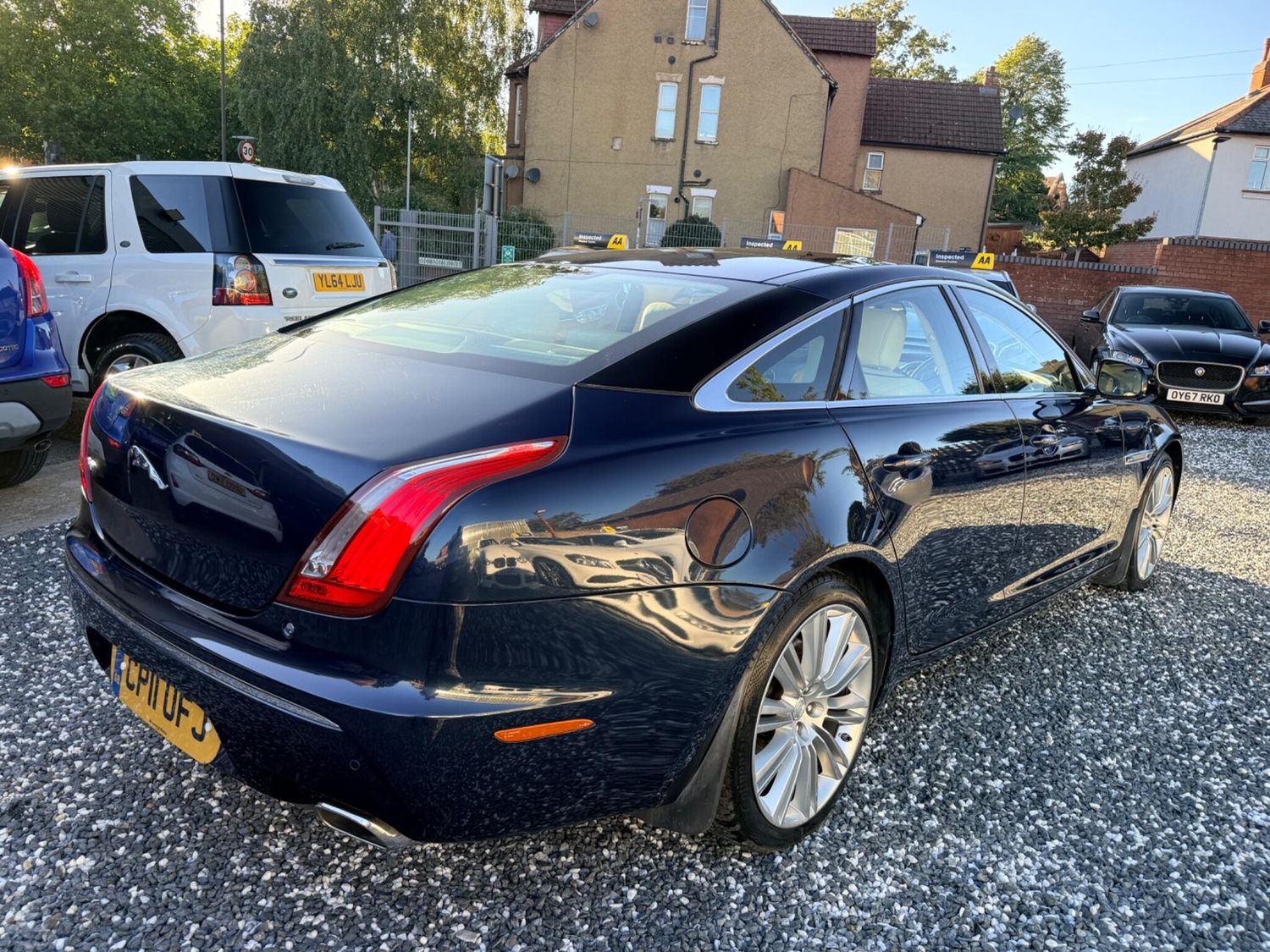 Jaguar XJ 2011 - Cars in Bedford
