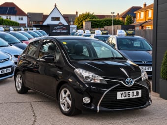 Toyota Yaris 2016