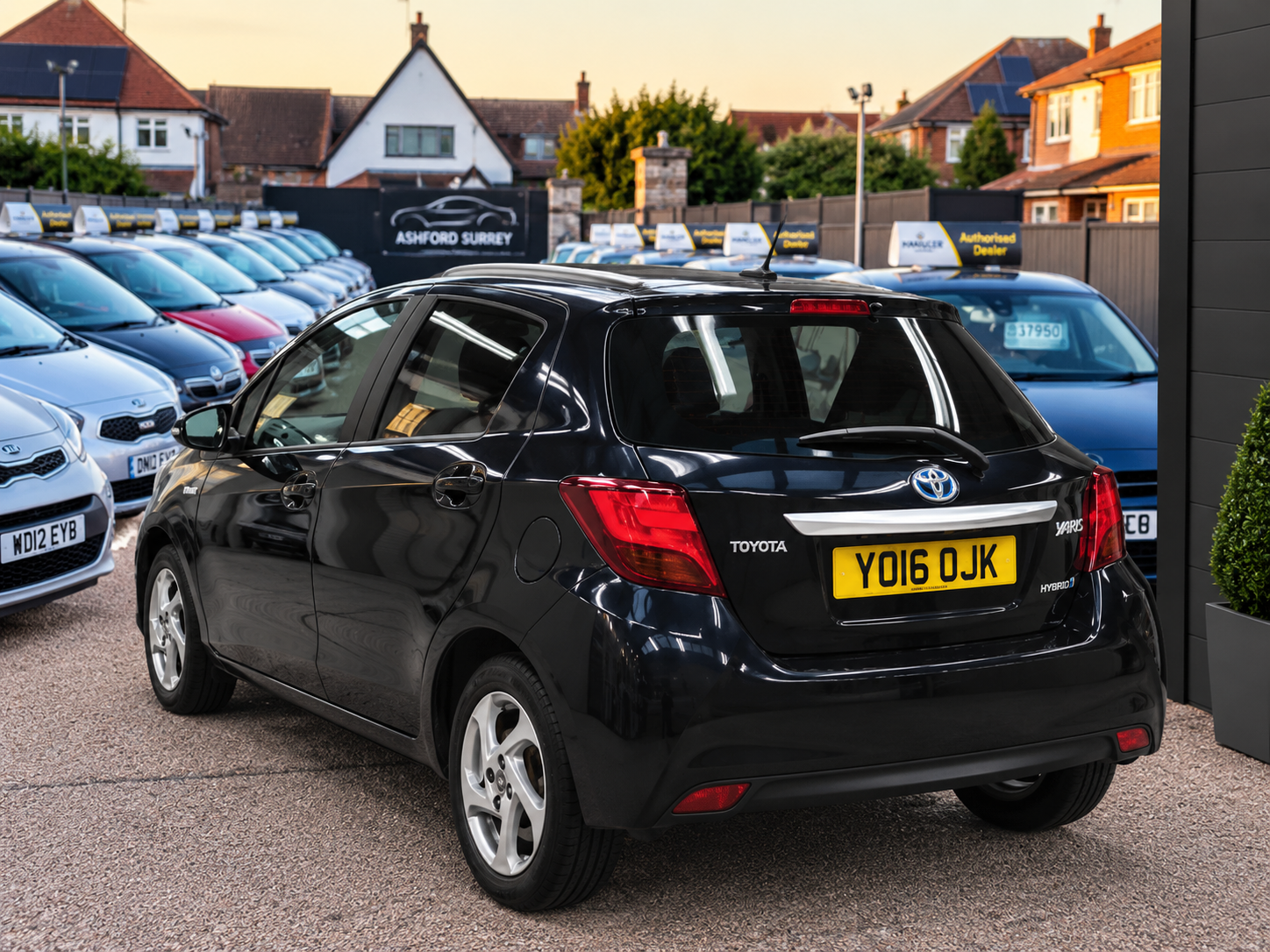 Toyota Yaris 2016 - Cars