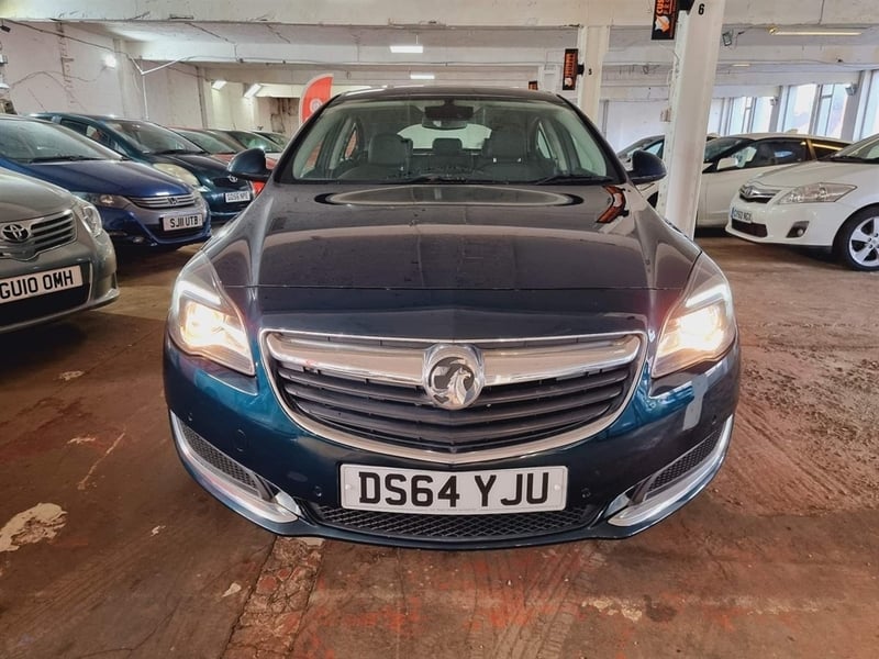 [ berth ]Vauxhall Insignia