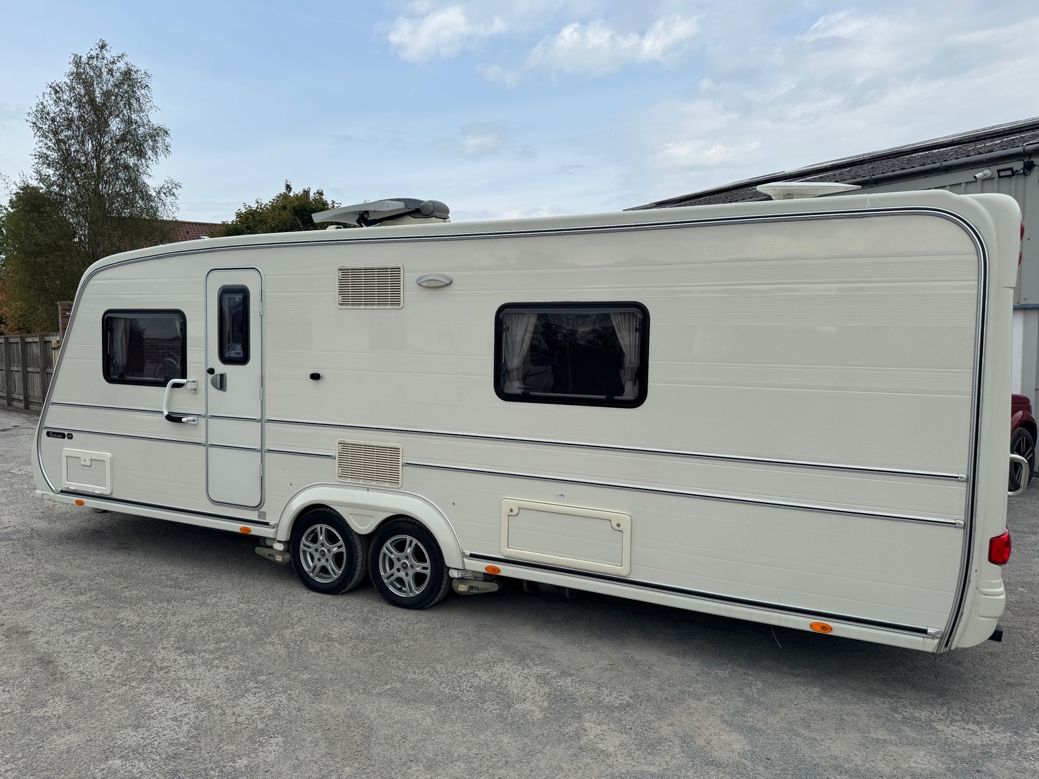 [ berth ]Vanmaster Occasion 640