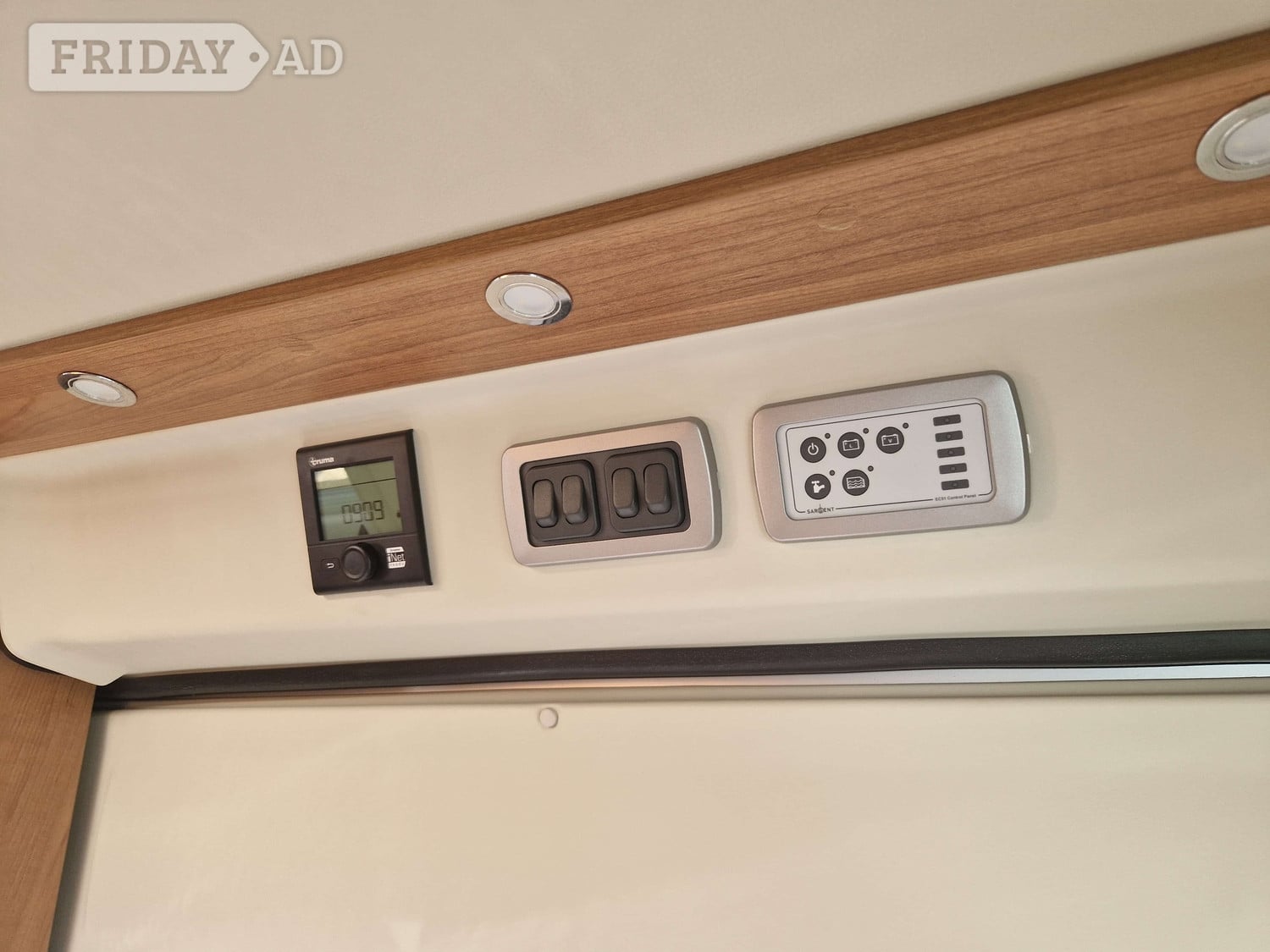 Auto-Trail V-Line 610 SE 2018 for sale - Motorhomes & Caravans