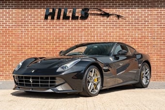 Ferrari F12 2015