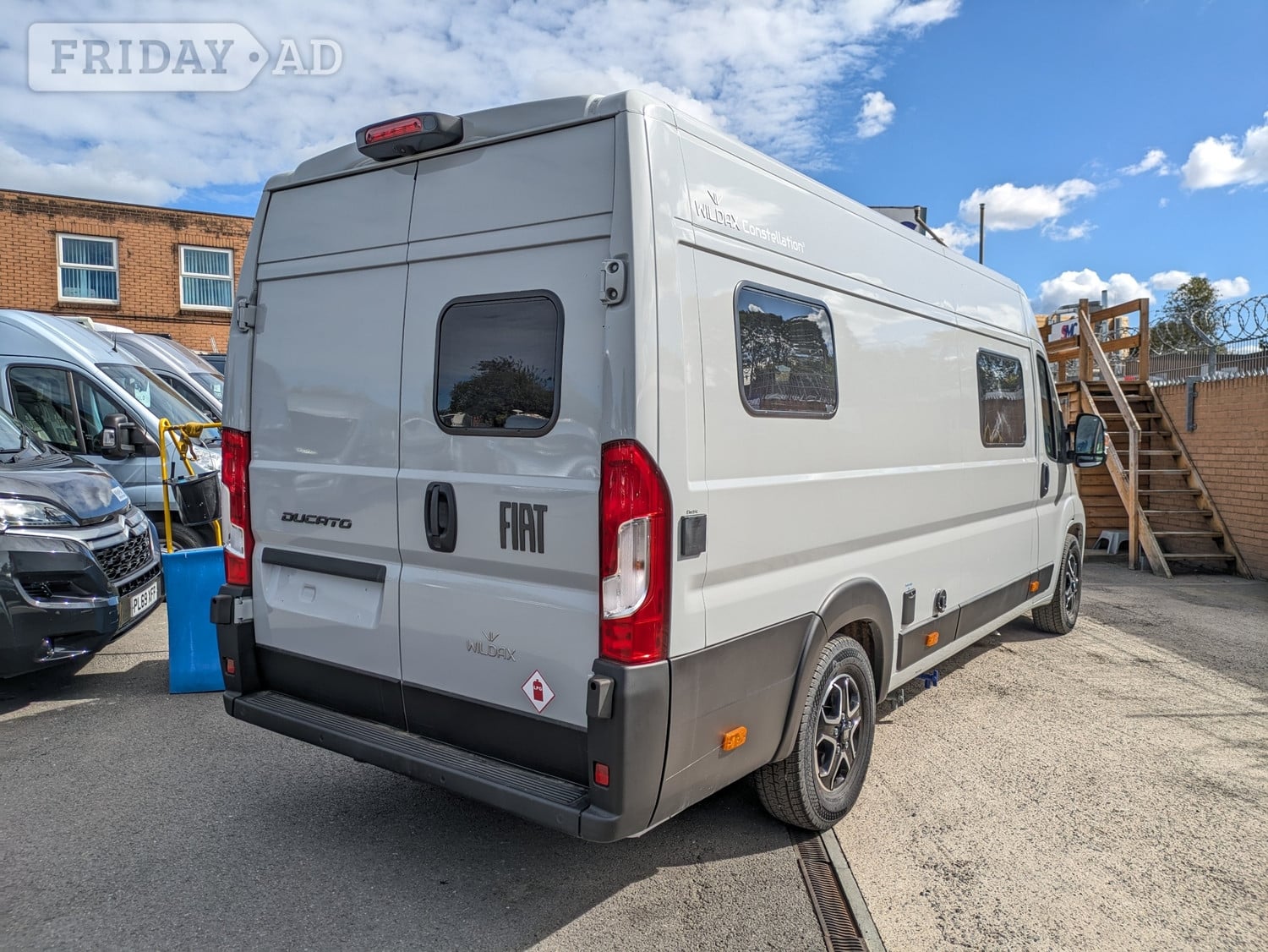 [ berth ]Wildax Constellation 3 XL