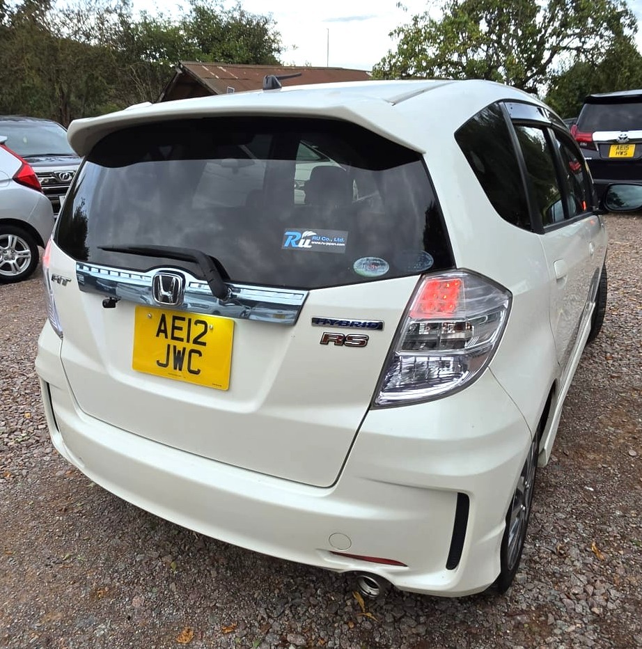 Honda Fit 2012 - Cars in March