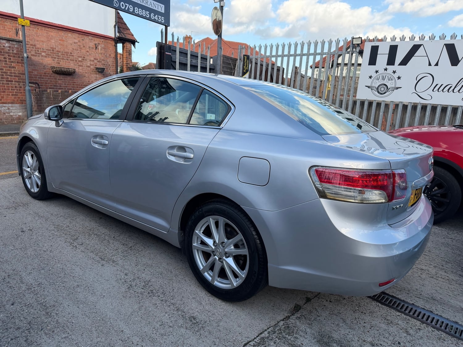 [ berth ]Toyota Avensis