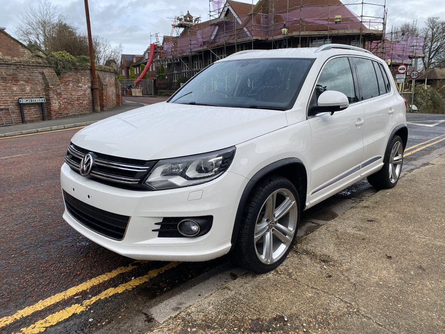 Volkswagen Tiguan 2013 - Cars in Mayfield