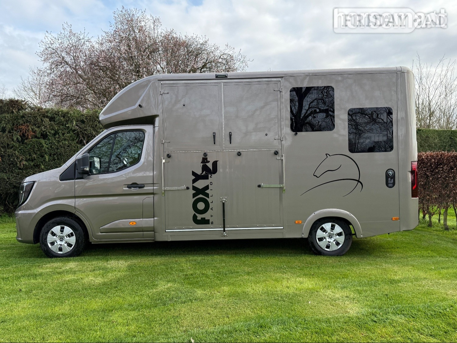 Foxy Stallion Pro Tadcaster