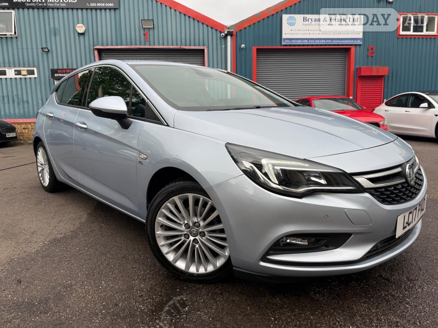 [ berth ]Vauxhall Astra