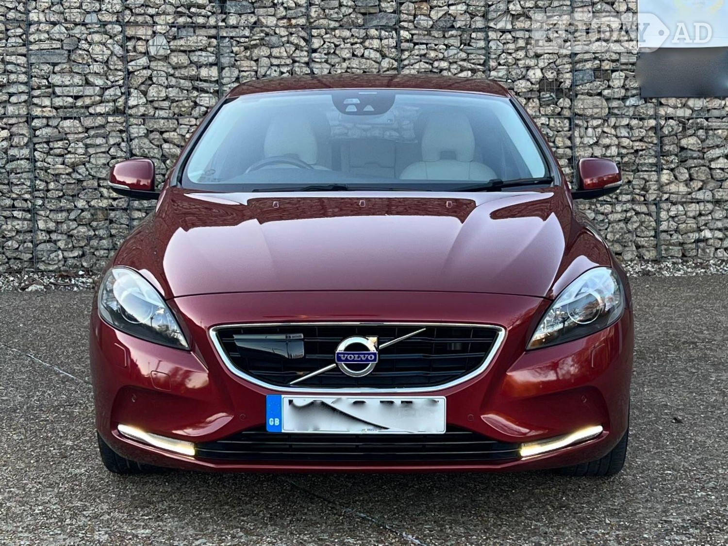 Volvo V40 Guildford