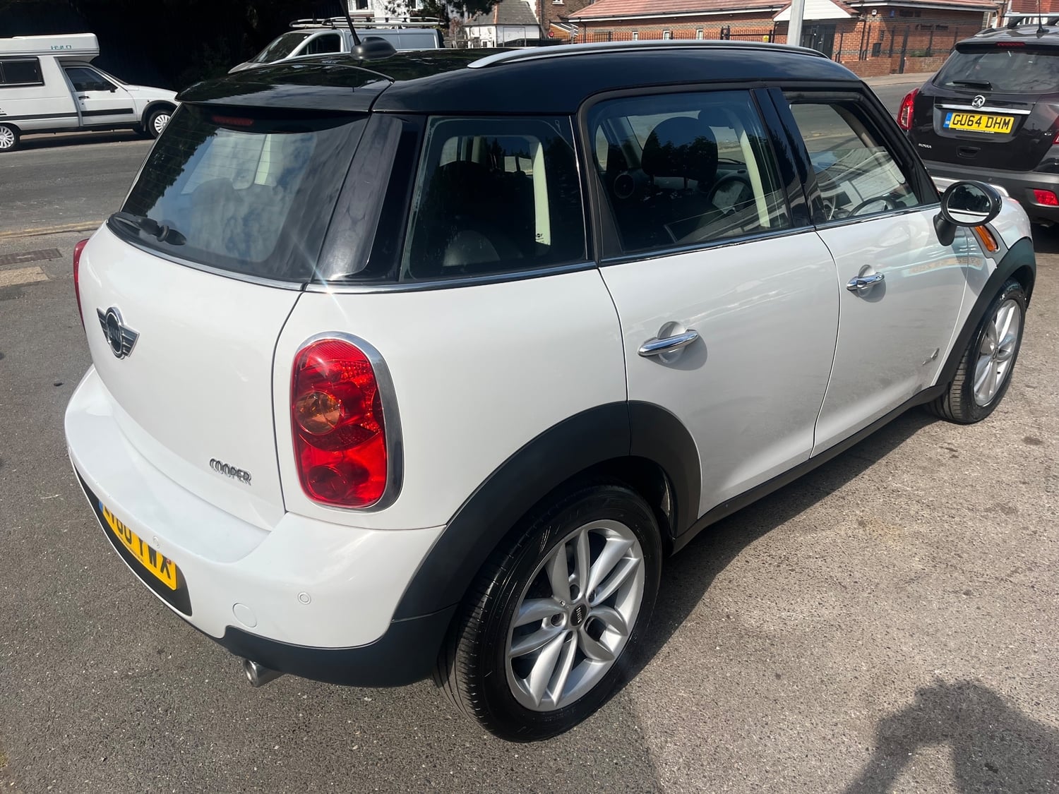 [ berth ]Mini Countryman