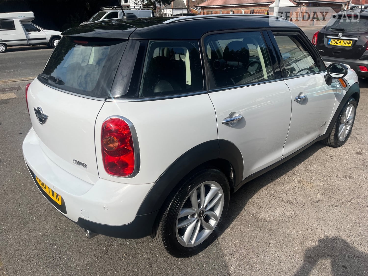 [ berth ]Mini Countryman