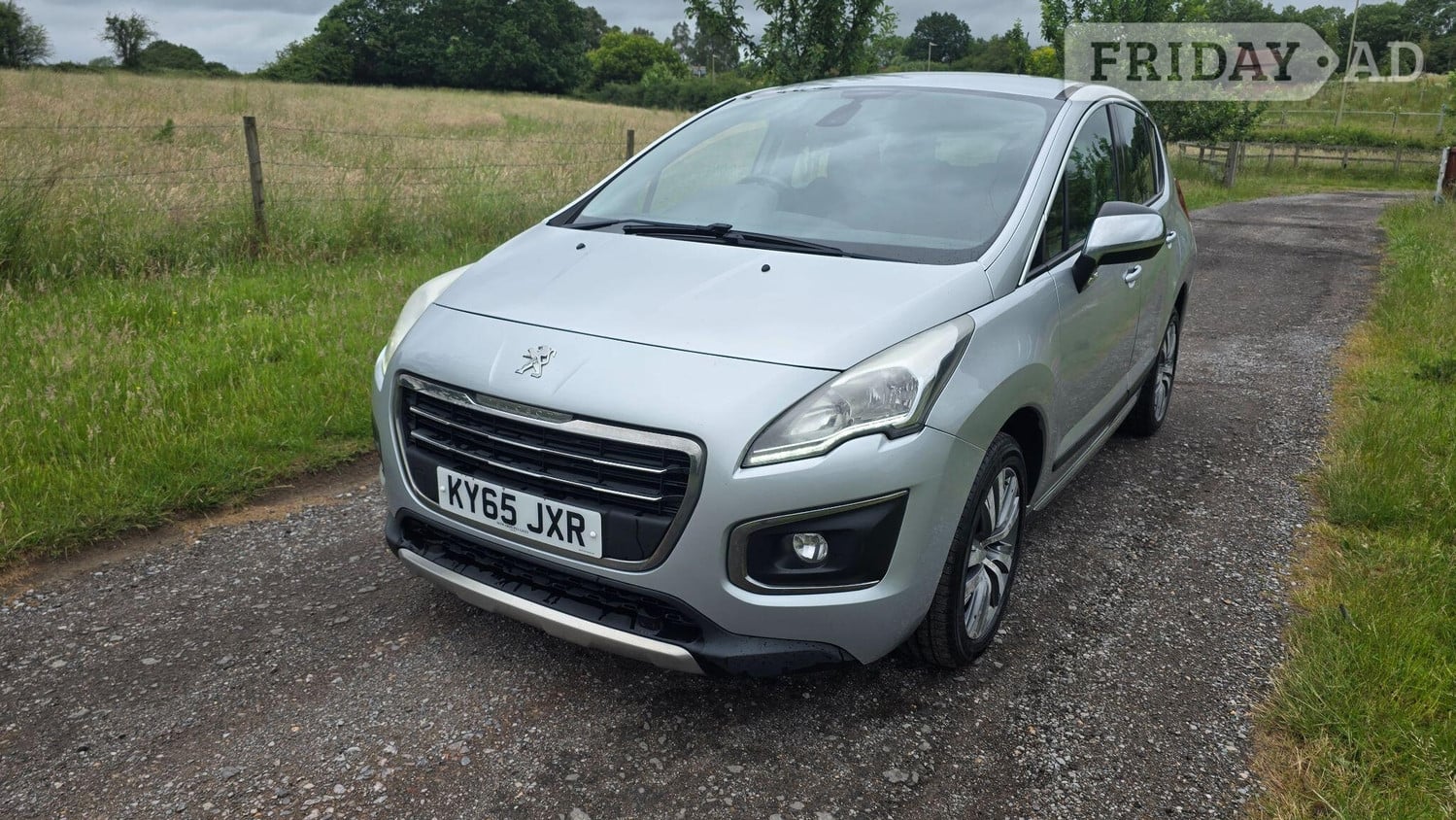 [ berth ]Peugeot 3008